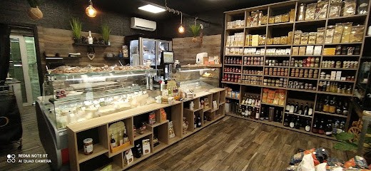 BAMBINO - Fromages, Charcuterie, Traiteur à Saint Laurent Du Var, Epicerie Fine à Saint-Laurent-du-Var